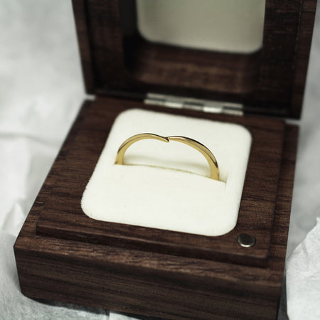 Handmade yellow gold wishbone ring